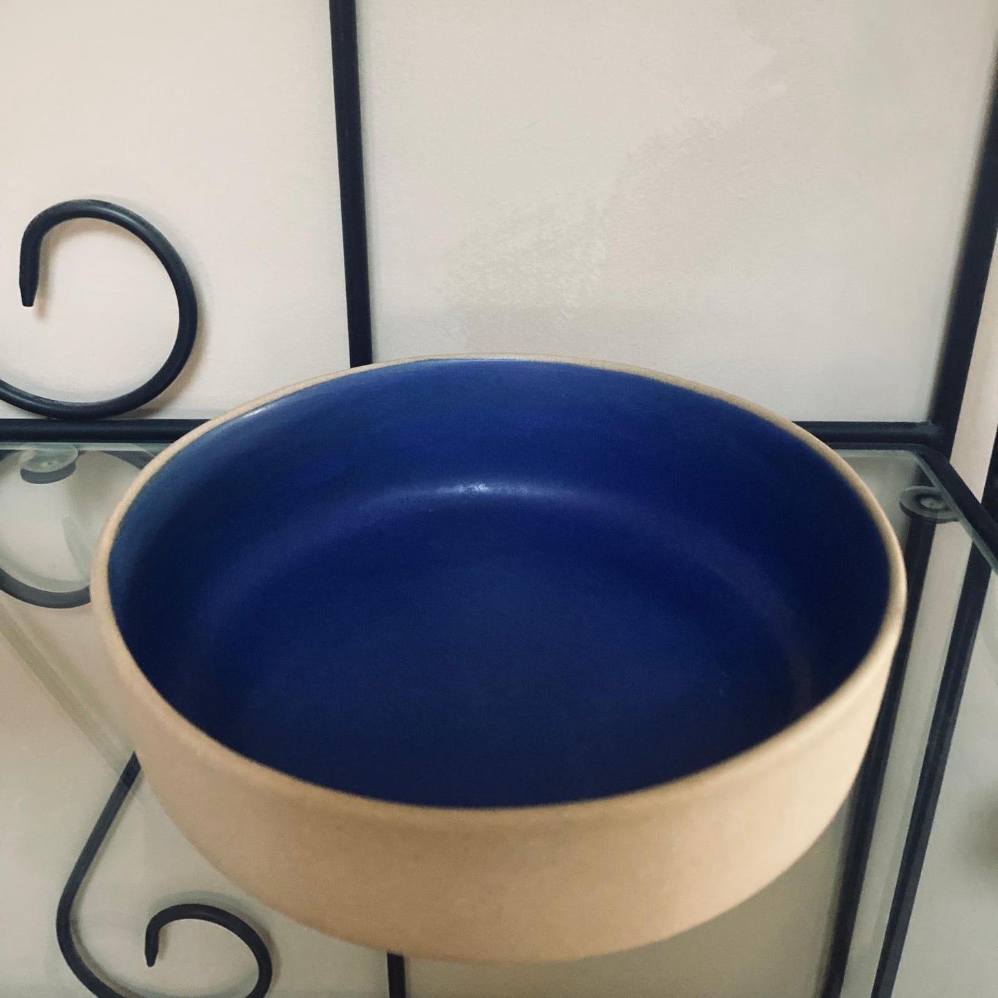 Bol en céramique Epalladio – fait main, glaçage bleu cobalt, décoration artisanale