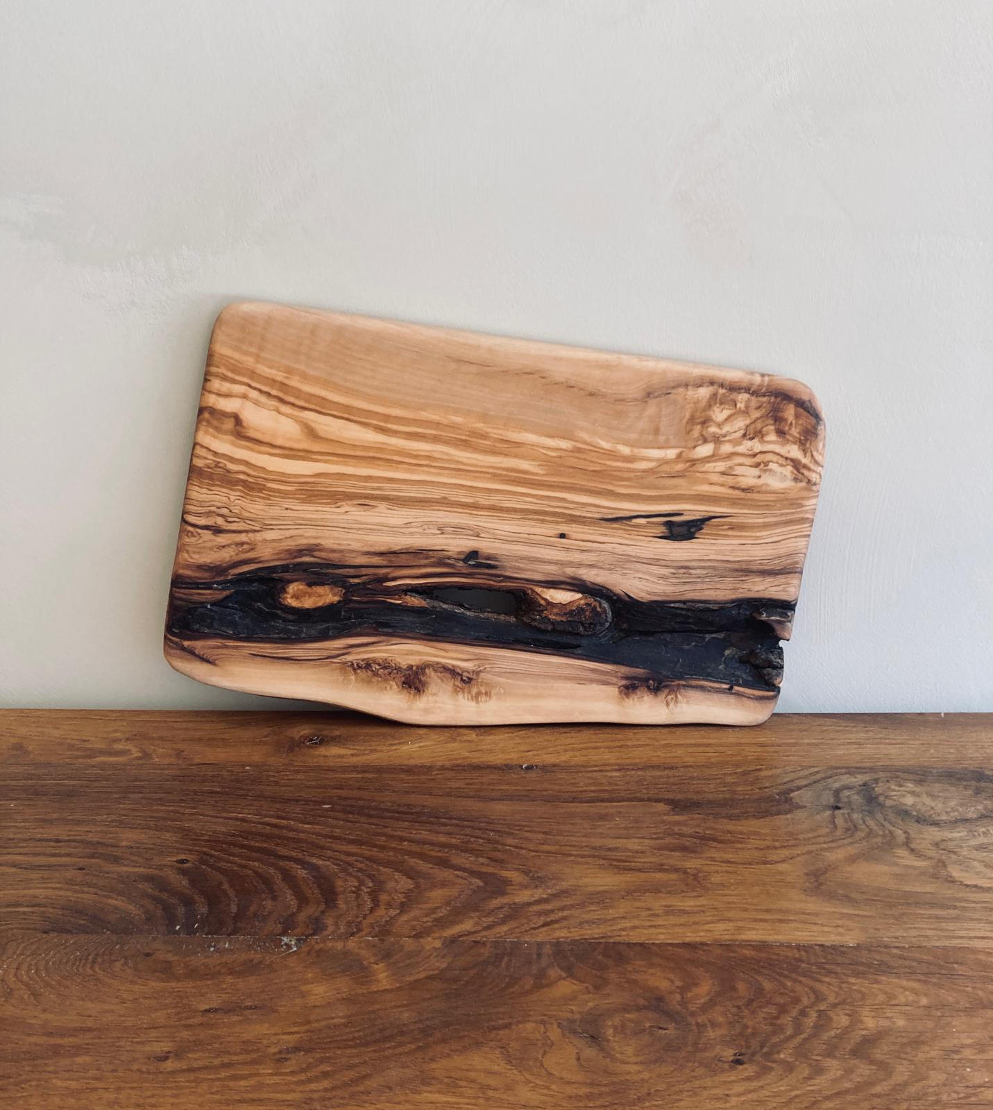 Planches en bois d'olivier