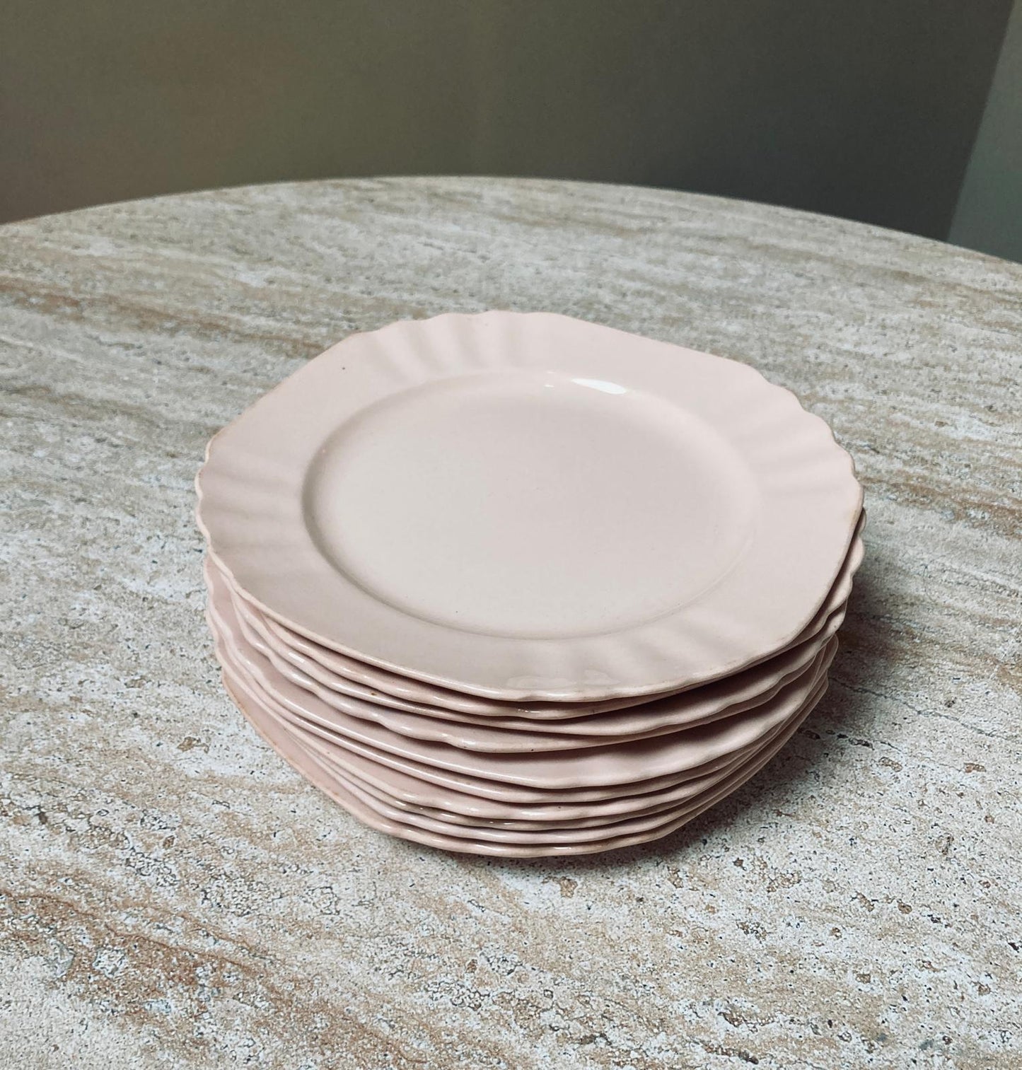 Assiettes roses
