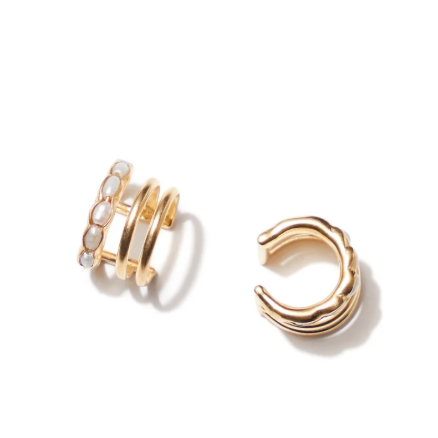 Le bijou d'oreille. Ear cuff