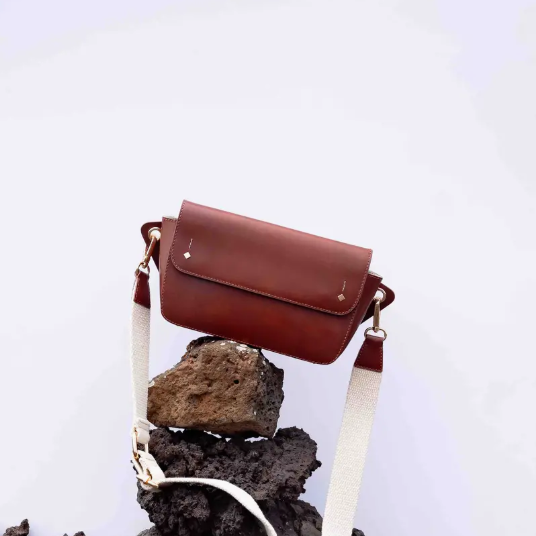 Sac banane en cuir recyclé
