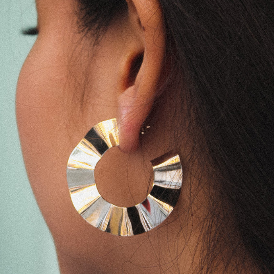 Créoles VAGUE. Wavy Hoops