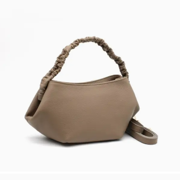 Sac à main. cuir