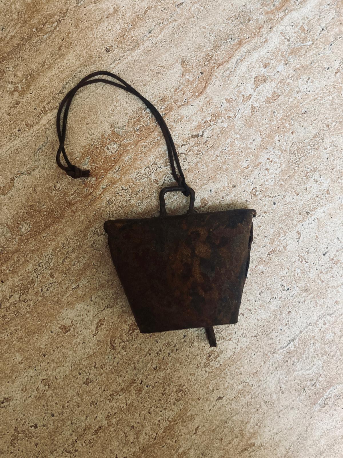 Cloche en corten