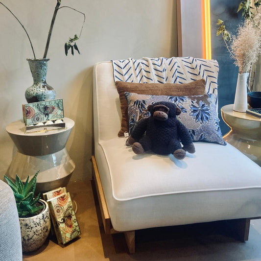 Fauteuil blanc structure bois et tissu lin