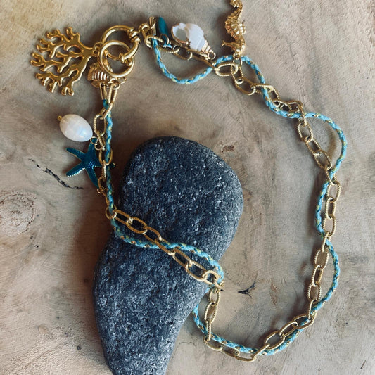 Collier charms