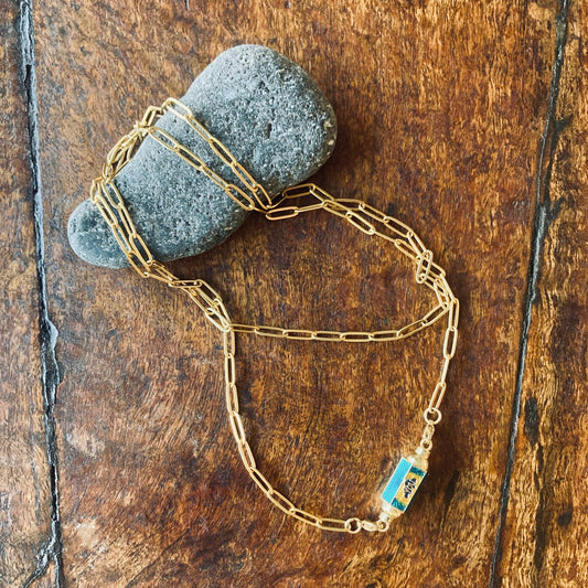 Collier talisman chaine dorée